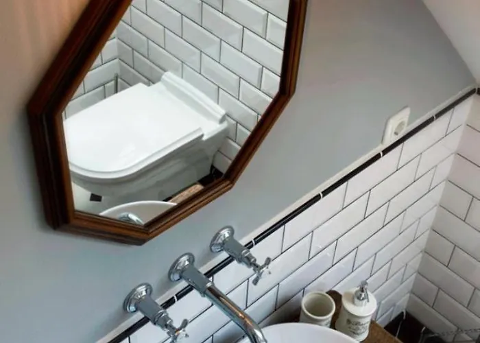 Greenhell Apartment *