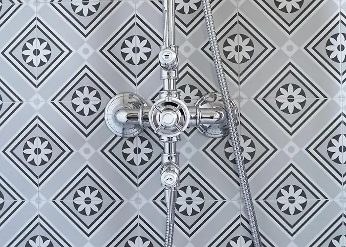 Greenhell Apartment *